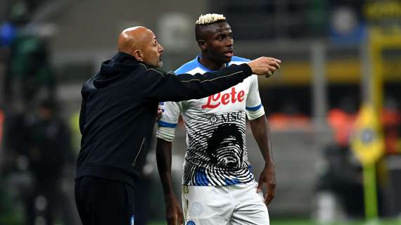 VIDEO - Napoli, momenti di nervosismo in ritiro: Spalletti manda Osimhen sotto la doccia