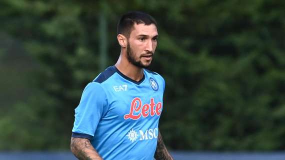 Ag. Politano: "Possibilità che resti a Napoli? Al momento 50 e 50"