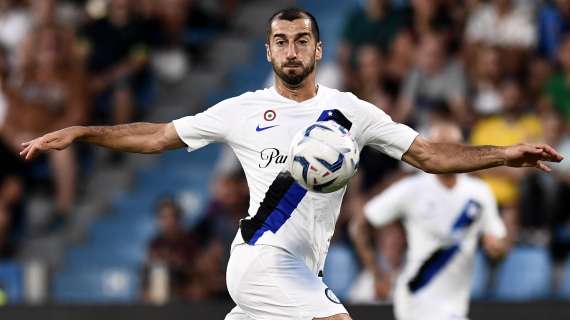 Inter, la carica di Mkhitaryan dopo il rinnovo: "Molto felice, vinciamo altri trofei insieme"