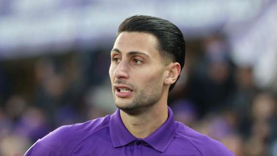 Rigore dubbio per la Fiorentina, Mandragora dal dischetto pareggia i conti: è 1-1 a San Siro