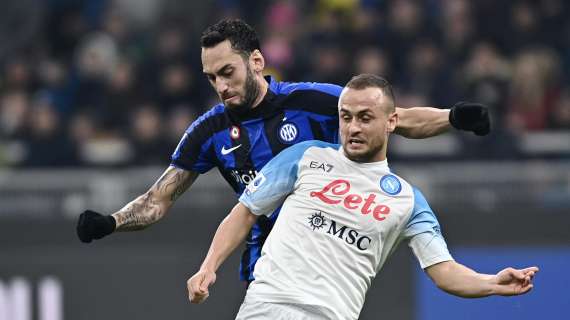 Napoli-Inter si vince a centrocampo: Calha-Lobotka e non solo, ecco le sfide chiave