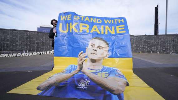 Ucraina: Everton cancella tre sponsorizzazioni russe