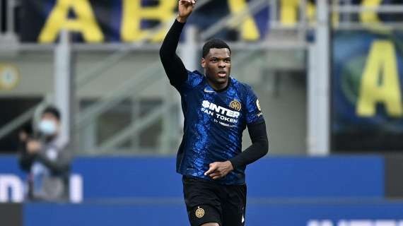 L'Inter chiede 50 milioni per Dumfries. In caso d'addio Odriozola o Castagne