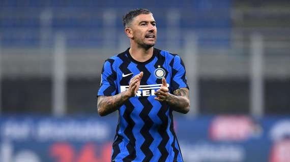 L'INTERISTA - Kolarov ha scelto di restare all’Inter: annuale con ingaggio dimezzato