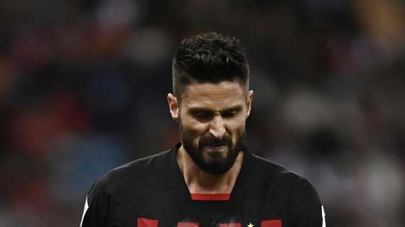 Milan, il rammarico di Giroud: "Con la Roma sognavamo ancora lo Scudetto. Fa male"