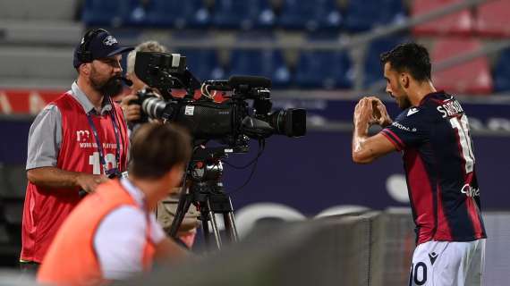 Milan-Bologna, i tifosi applaudono Sansone: aveva approfittato dell'errore di Radu