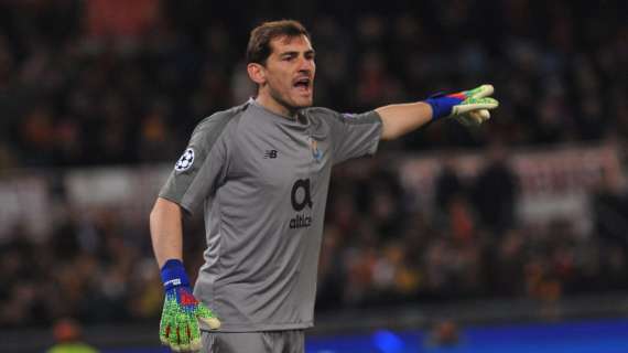 Casillas: "Dopo il derby pensavo a un Milan in crisi, invece è a braccetto con l'Inter"