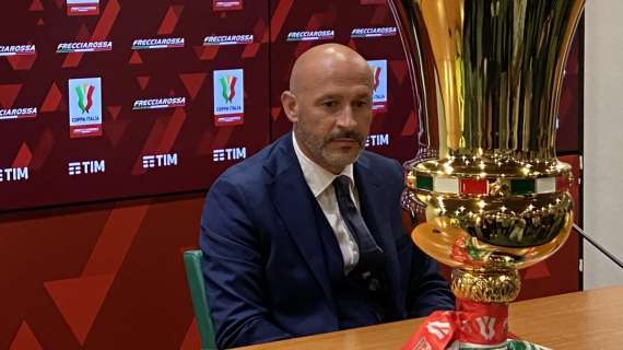 Fiorentina, Italiano in conferenza: "Affrontiamo la finalista di Champions: c'è una montagna da scalare"