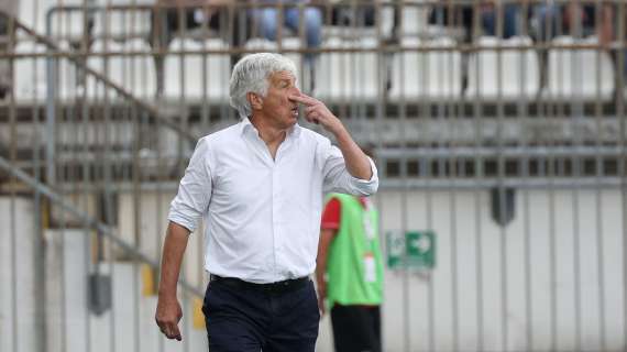 Lite tra Gasperini e un giornalista, volano parole grosse e un taccuino