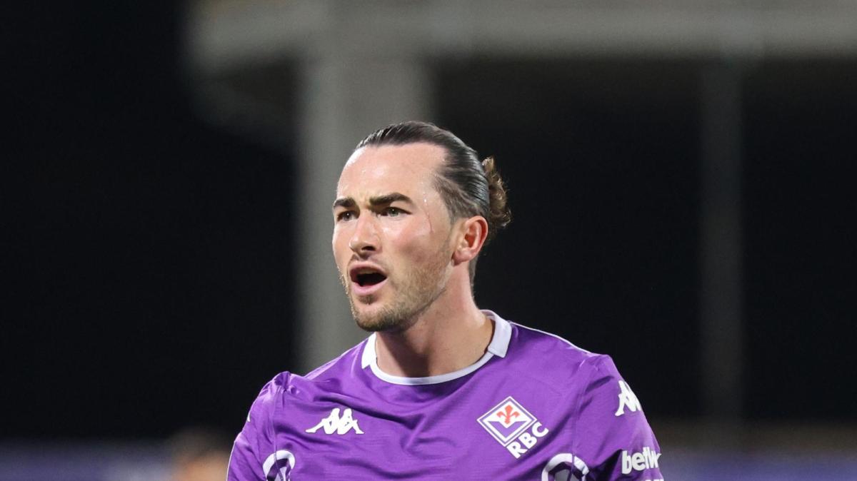 Harrison la sblocca, Tiago Gabriel la riprende: finisce 1-1 tra Fiorentina e Lecce