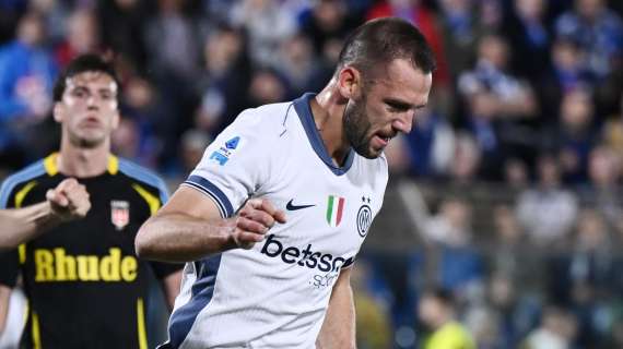 De Vrij al 45': "Dobbiamo alzare il ritmo, serve più convinzione"