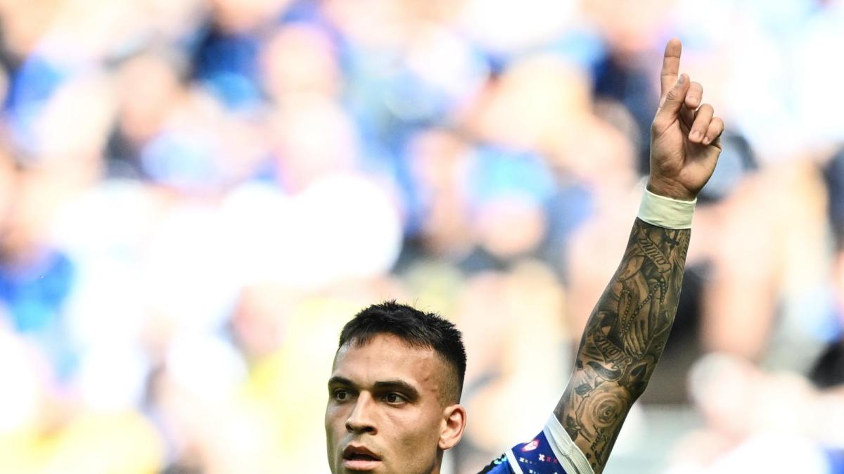 Kempes: "Lautaro è un gran giocatore e goleador vero. All'Inter gli riesce tutto"
