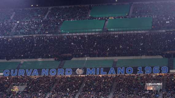 Al 28' di Inter-Genoa entra la Curva Nord, San Siro la acclama: boato del tifo