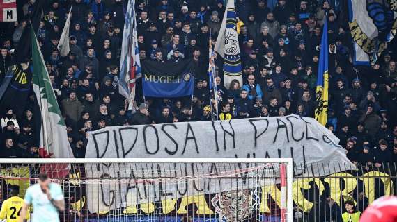 FOTO - L'omaggio dei tifosi nerazzurri a Vialli: "Riposa in pace"