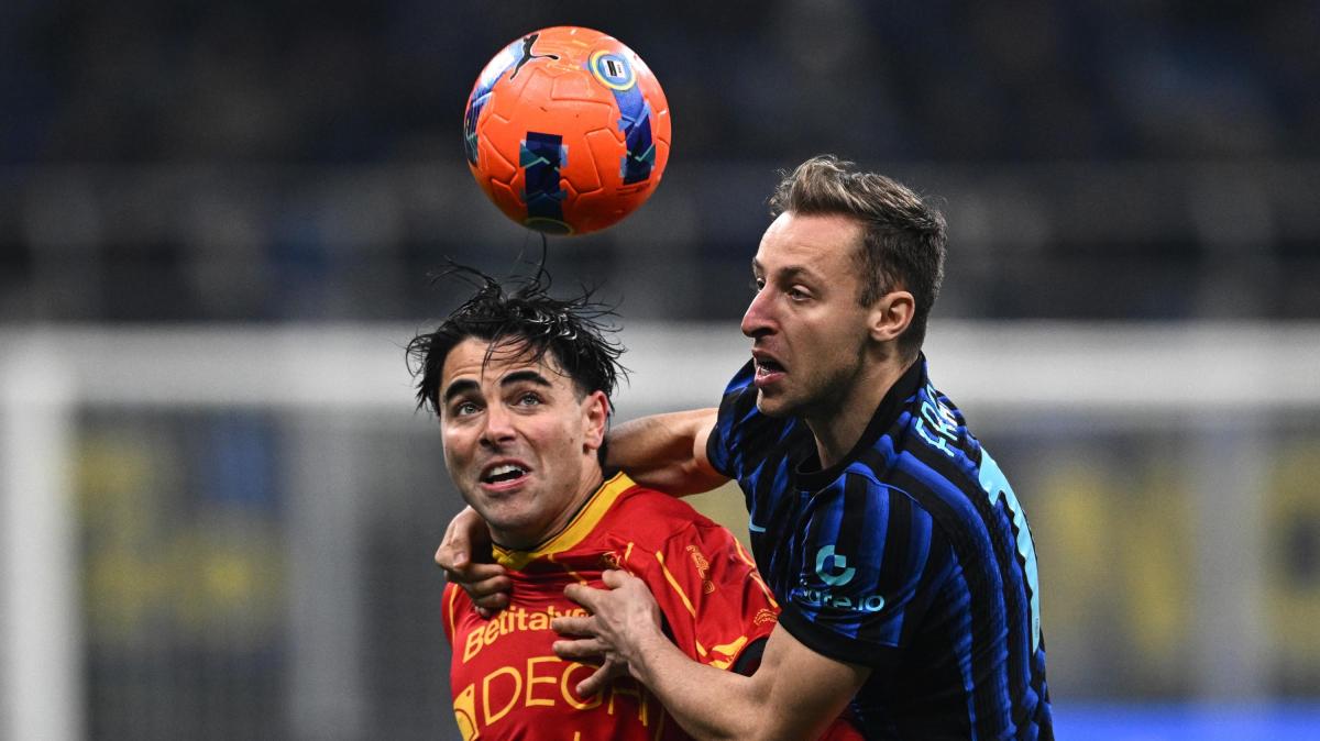 Il Nottingham spinge per Frattesi, l'Inter chiede Ndoye. Calhanoglu... Le top news delle 20