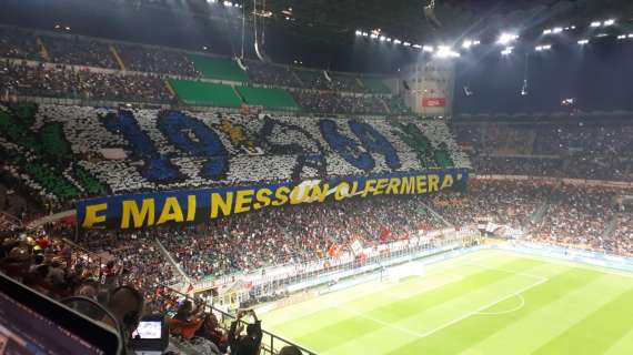 L'Inter ringrazia gli abbonati: in regalo la bandiera del 19° Scudetto
