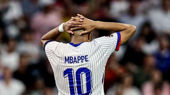 Il Real Madrid presenta Kylian Mbappé: maglia numero nove per l'ex PSG