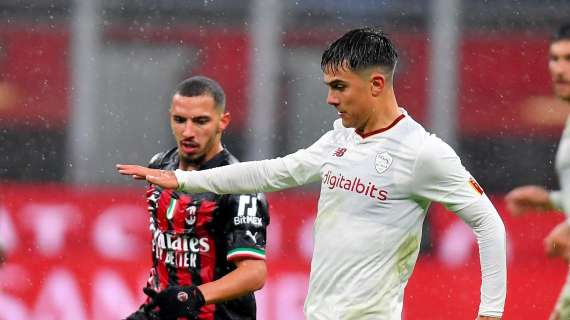 Serie A, doppio Dybala lancia la Roma: 2-0 a una Fiorentina in dieci