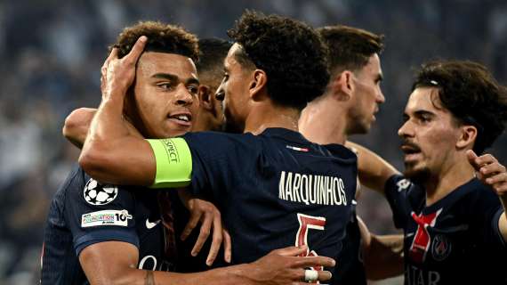 Notte fonda a Monaco, arriva il 4-0 del PSG: a segno Kvaratskhelia