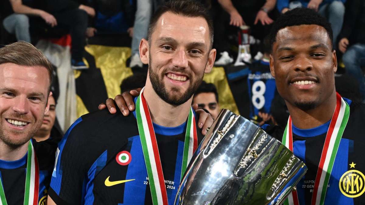 De Vrij: "Con un giorno in meno di riposo abbiamo faticato. Ma vincere ti dà tanta energia"