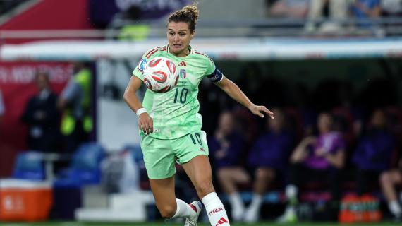 Pallone d'Oro, l'italiana Cristiana Girelli entra nella storia. 