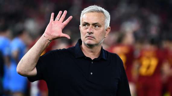 Mourinho rientra a Roma: "Se sono carico? Parliamo il 13 agosto"
