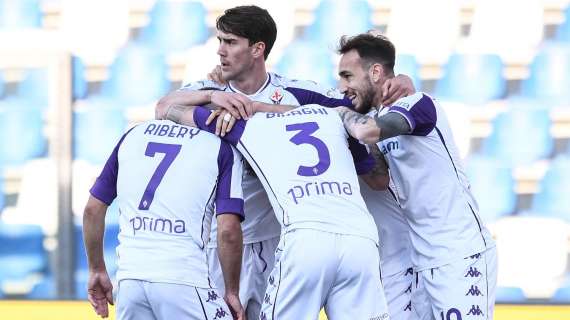 Serie A, la Fiorentina batte il Verona 2-1: in gol Vlahovic e Caceres