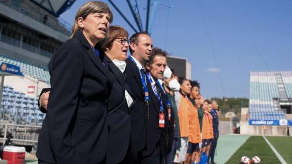 Calcio donne: azzurre in finale Algarve Cup