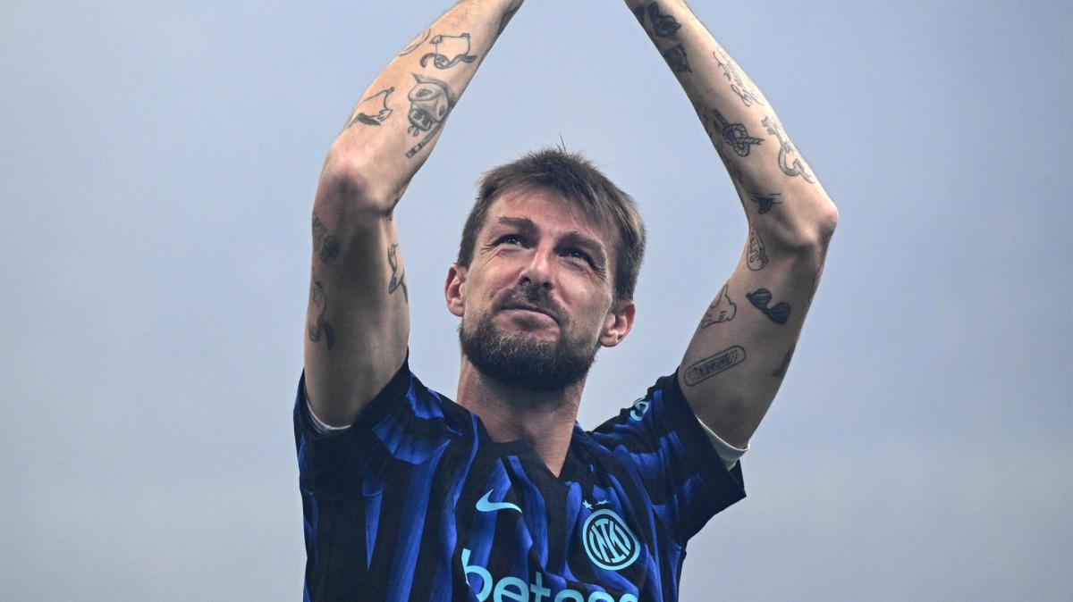 Inter, Acerbi verso l’addio: possibile futuro in Arabia, De Vrij riflette sul rinnovo