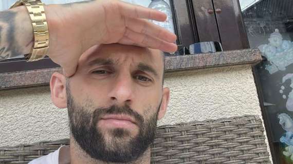 Brozovic ai saluti. Marcelo scrive a Barella su Instagram: "Bare, dove sei?"