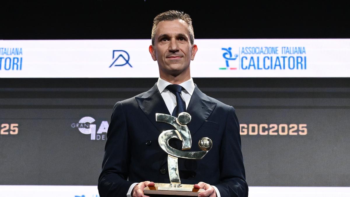 Serie A, designato l'arbitro per Genoa-Inter: sarà Doveri