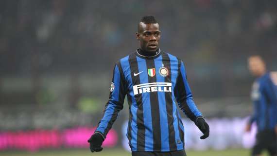 Balotelli: "Pentito del gesto con la maglia dell'Inter, per questo dico che Lookman non avrebbe dovuto..."