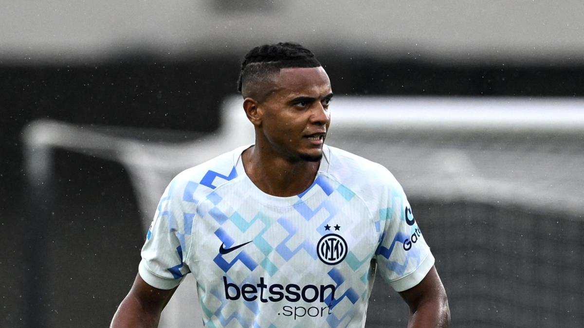 Akanji: "Il Mondiale è l'esperienza più bella per un calciatore. Vi dico chi vorrei affrontare"