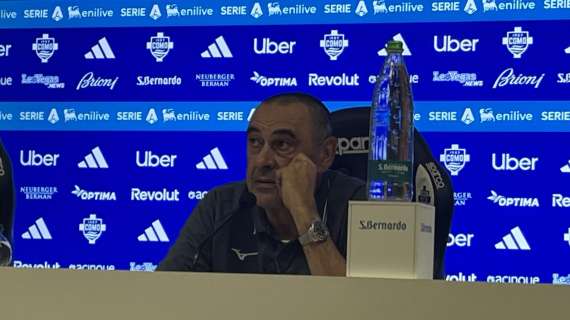 Lazio, Sarri si lamenta delle nazionali: "Giocatori pagati 6 mesi per stare da un'altra parte"