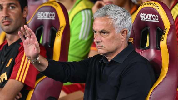 Mourinho critica l'atteggiamento dei suoi: "Alcuni giocheranno solo se gli altri saranno morti"