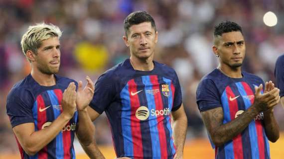 Calcio: Barcellona monetizza per tesserare Lewandowski e Kessie