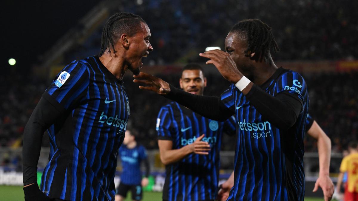 "L'Inter se ne va, due angoli 2 gol. Bianconeri irriconoscibili", le prime pagine del 22 febbraio