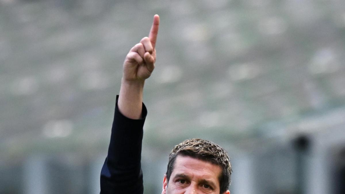 Ufficiale il rinnovo di Chivu. Palestra sempre più verso l'Inter: le top news del 18 giugno
