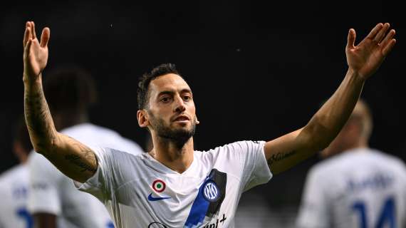 Calhanoglu abbraccia Schuurs: "Fratello mio, sono sicuro che tornerai più forte di prima"