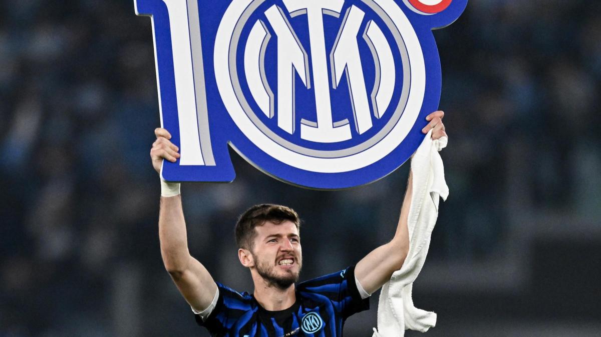 Sucic: "Orgoglioso di giocare in un club così grande. Spero in grandi cose con l'Inter in futuro" 