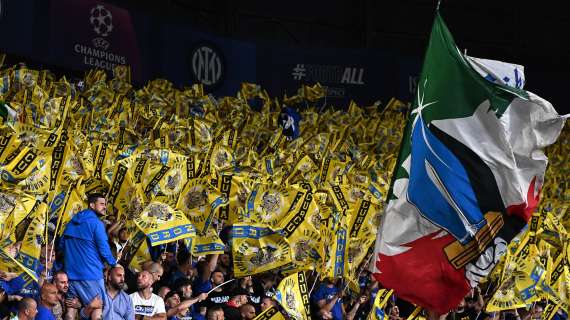 La Curva Nord saluta Brozovic: "Hai sempre sudato la maglia, non finiremo mai di ringraziarti"