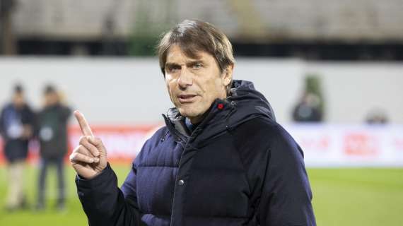 Napoli, Conte: "Kvaratskhelia ha chiesto la cessione, sono deluso"