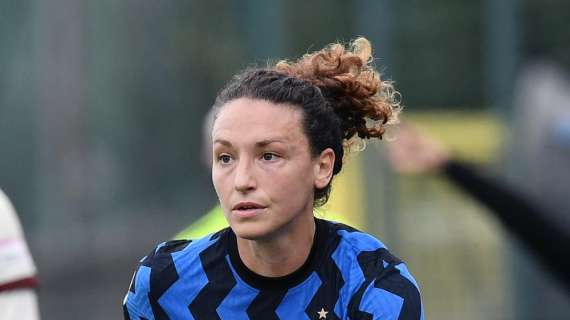 Ilaria Mauro, addio al calcio giocato.  La FIGC le dedica una poesia in dialetto