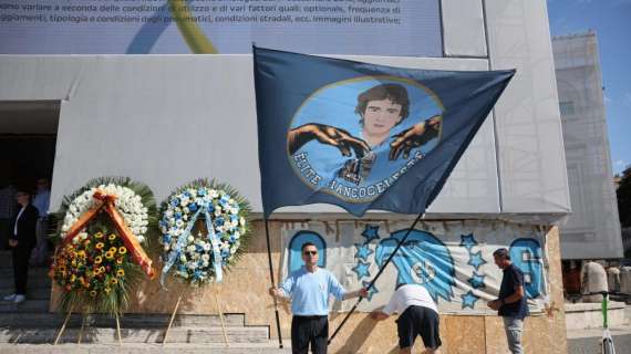 Vincenzo D'Amico, in mille ai funerali. Cataldi: "Merita questo affetto"