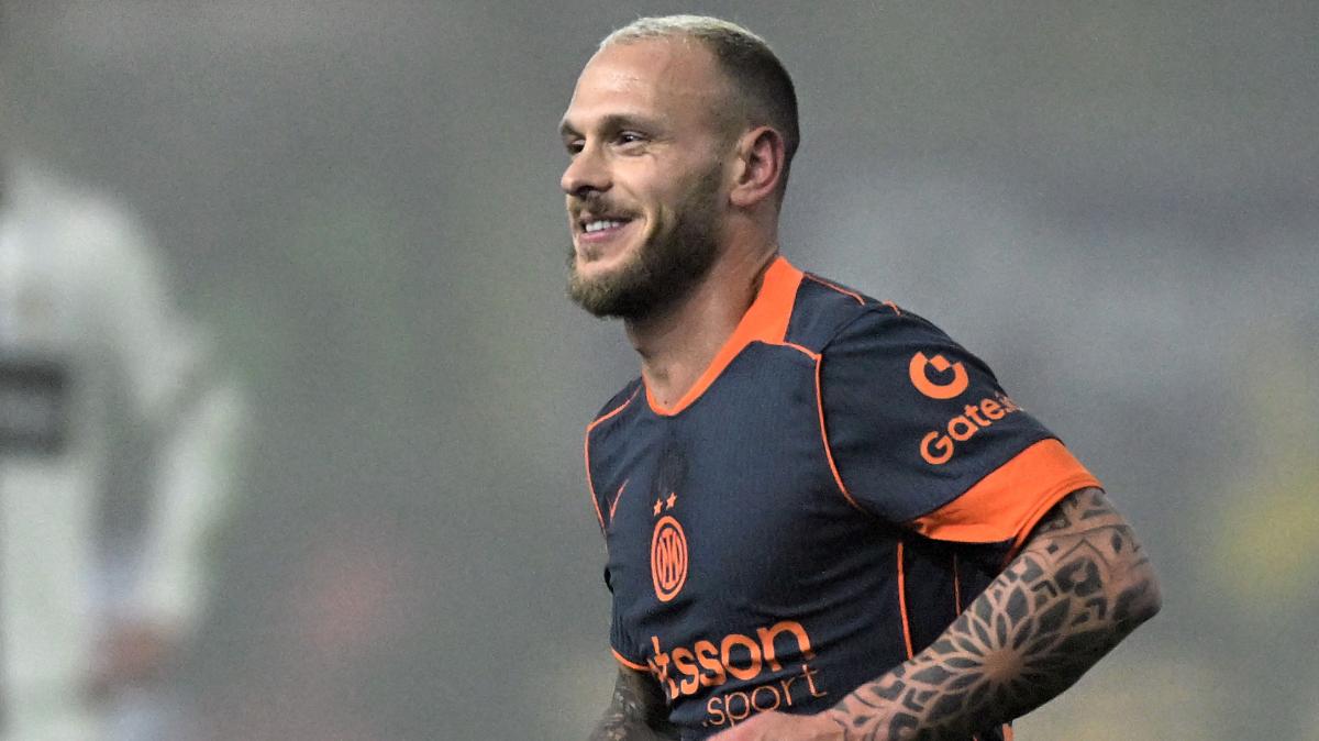 Inter avanti: 1-0 al Napoli, colpo di Dimarco al 9'. Che giocata di Zielinski