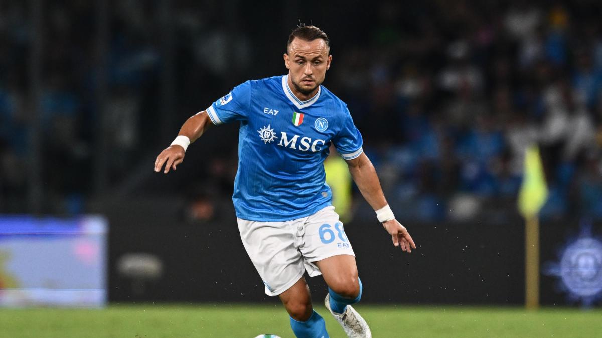 Politano e Lobotka saltano Napoli-Inter? La previsione sui tempi di recupero
