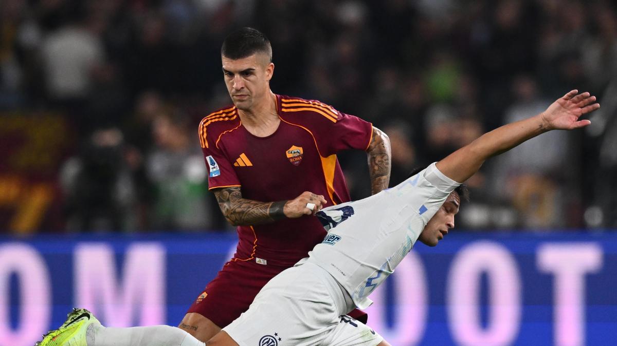 La moviola di TuttoSport: "Fischio errato su Acerbi, il gomito è attaccato al corpo"