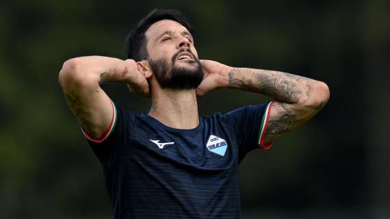 Luis Alberto, dal mal di pancia alla ribellione: salta l'allenamento della Lazio, addio vicino?