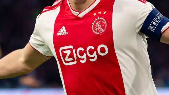 Tragedia in Olanda, calciatore 16enne dell'Ajax muore in un incidente stradale