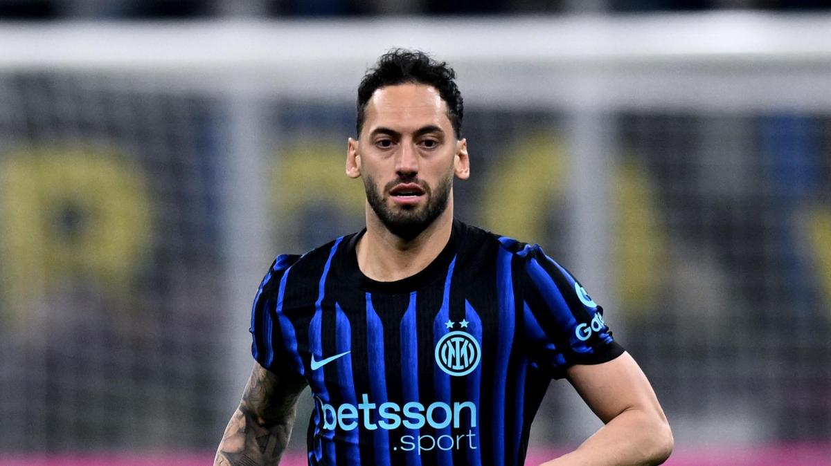 Inter, Dumfries convocato dopo 3 mesi. Anche Calhanoglu torna in campo col Genoa? Cosa filtra